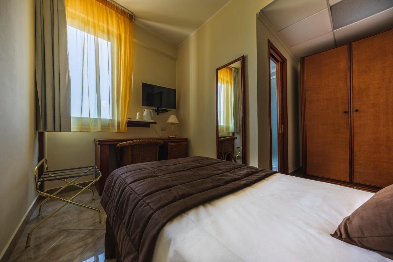 Apulia Hotel Taranto Ara Solis Lido Azzurro Luaran gambar
